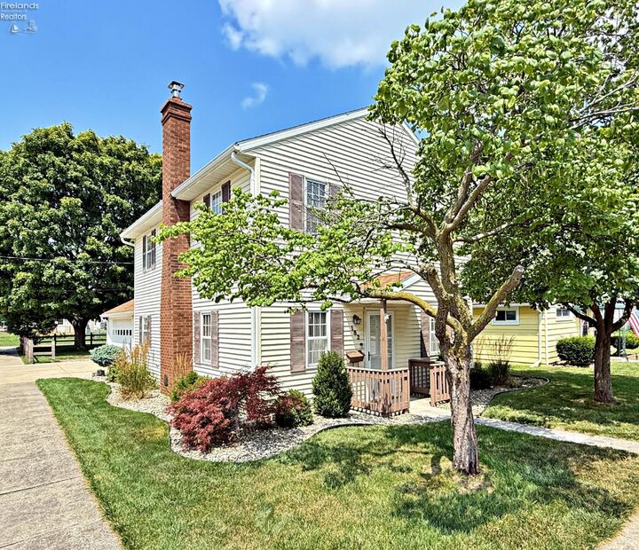 Property Photo: 183 Third Ave OH 44883
