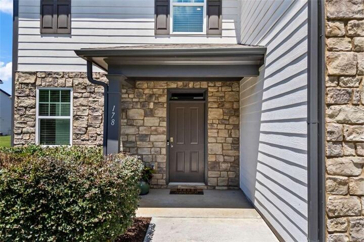 Property Photo: 178 Starbuck Parkway GA 30567