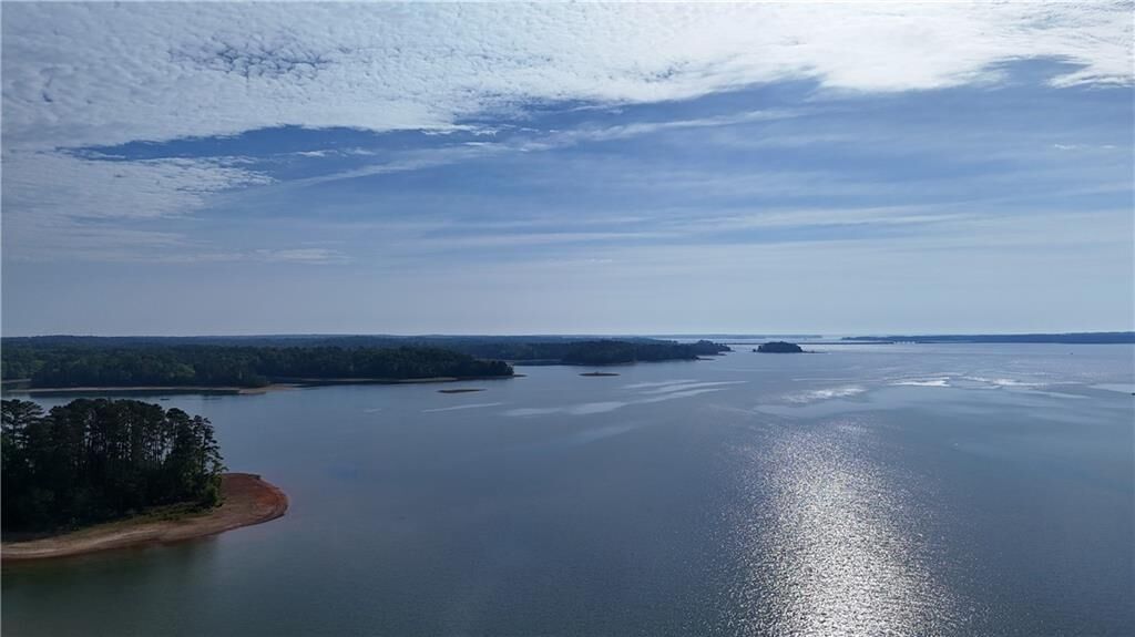 Property Photo: 1000 Hidden Harbor Road GA 30817