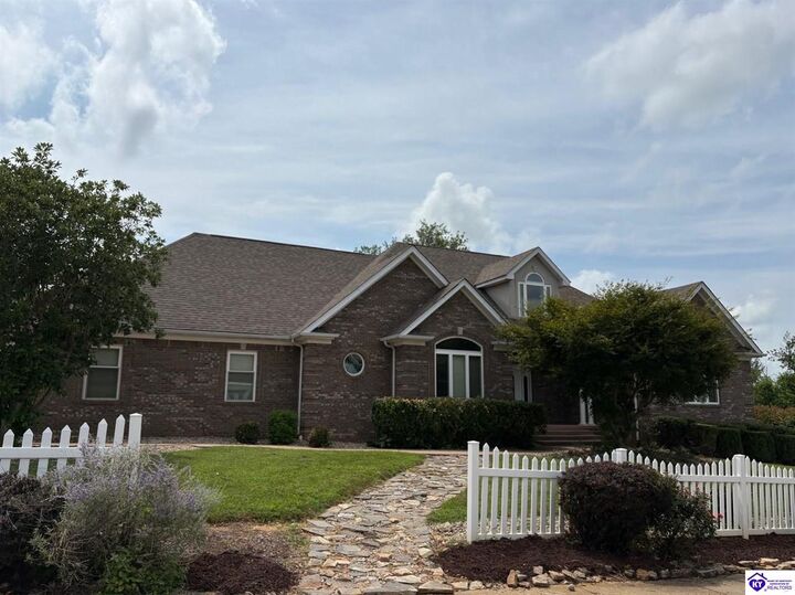 Property Photo:  508 Langley Trace  KY 42701 