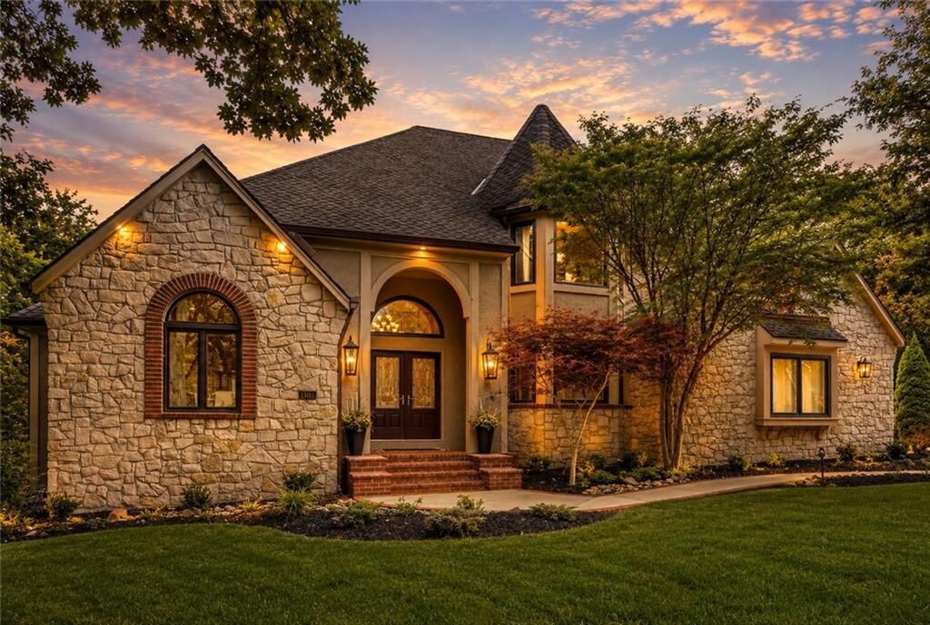 Property Photo: 1305 NW 43rd Terrace MO 64116