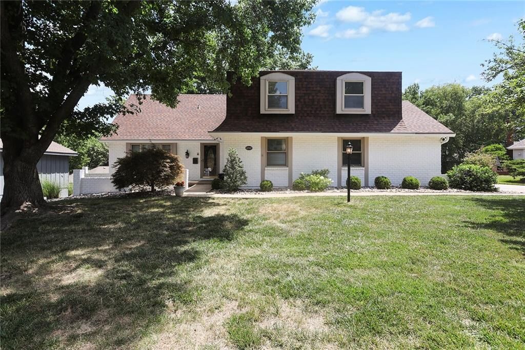 Property Photo:  4507 S Fremont Road  MO 64055 