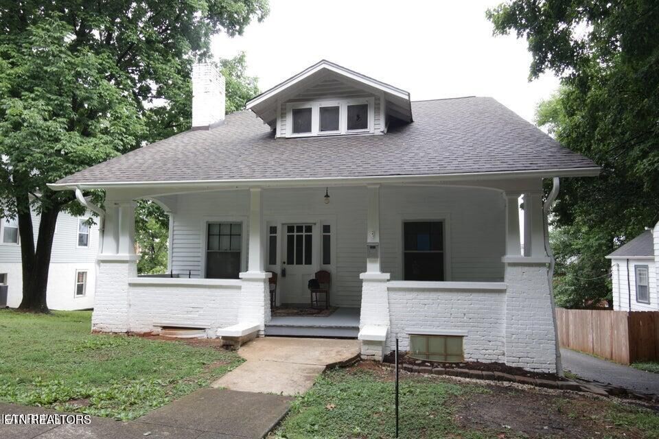Property Photo: 523 Highland Ave TN 37803
