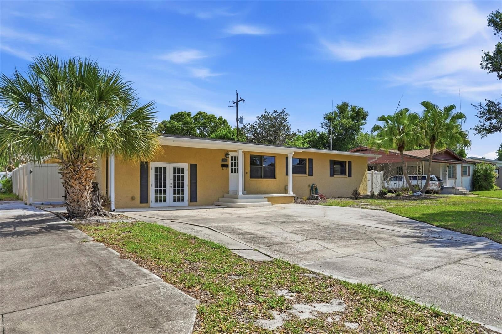 Property Photo: 3707 Pelican Lane FL 32803