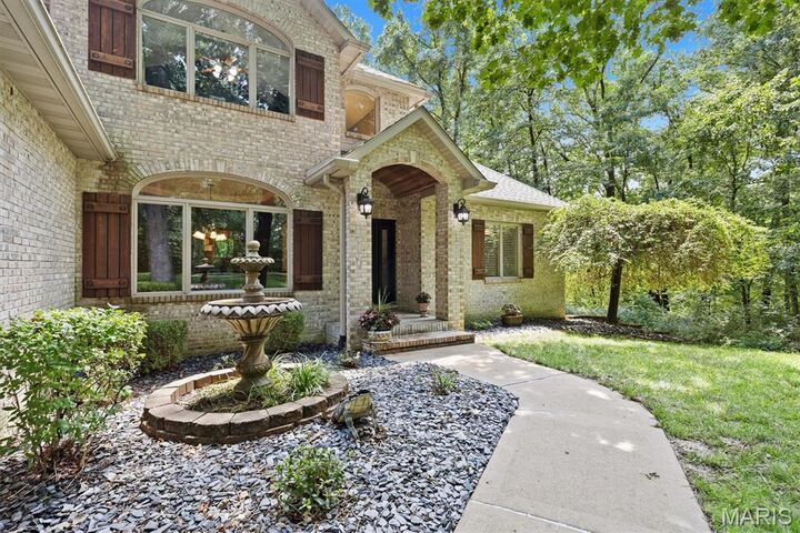 Property Photo: 694 Pleasant Ridge Road IL 62208