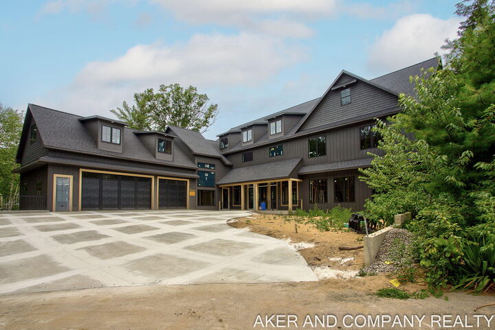 Property Photo: 16655 Ten Hagen Drive MI 49460