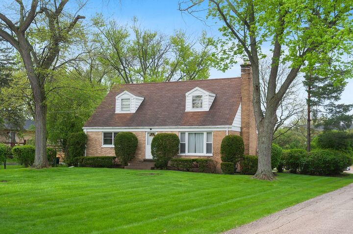 Property Photo:  