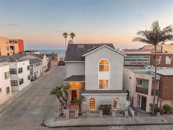 Property Photo:  6020 E Ocean Boulevard  CA 90803 