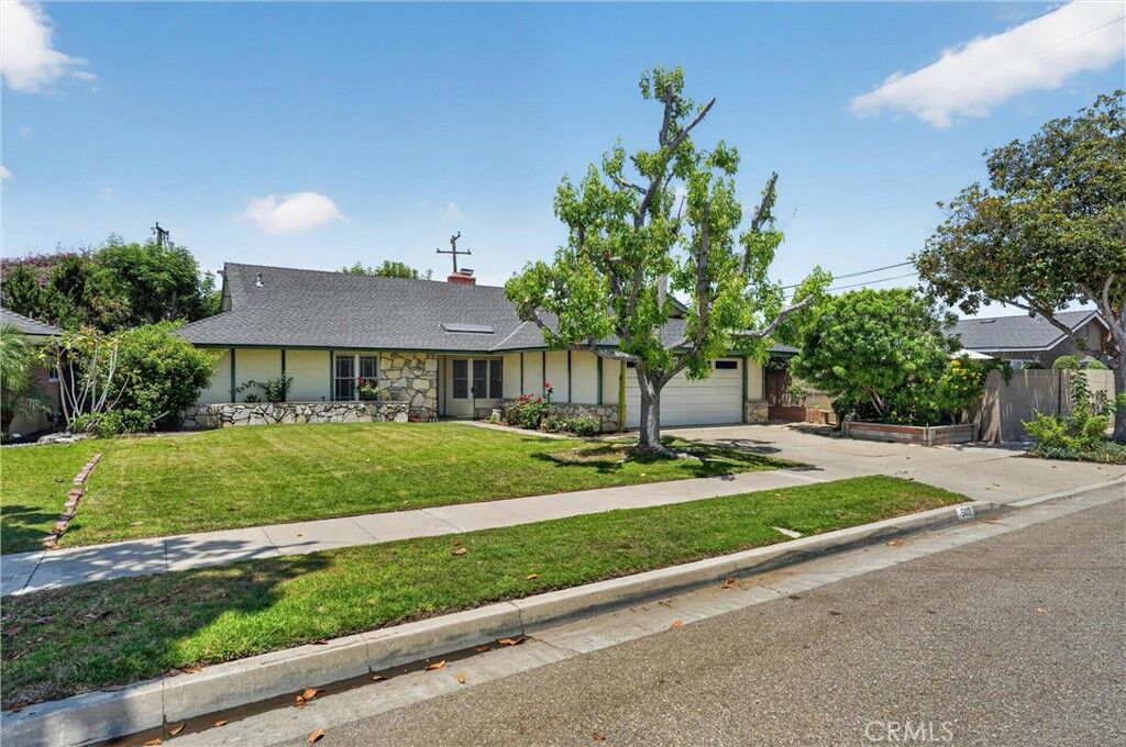 Property Photo:  502 S Gardner Drive  CA 92866 