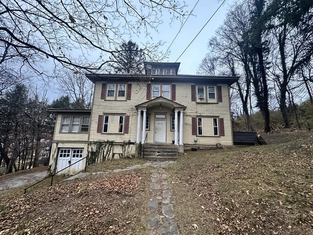 Property Photo: 2019 Fulton Street WV 24701