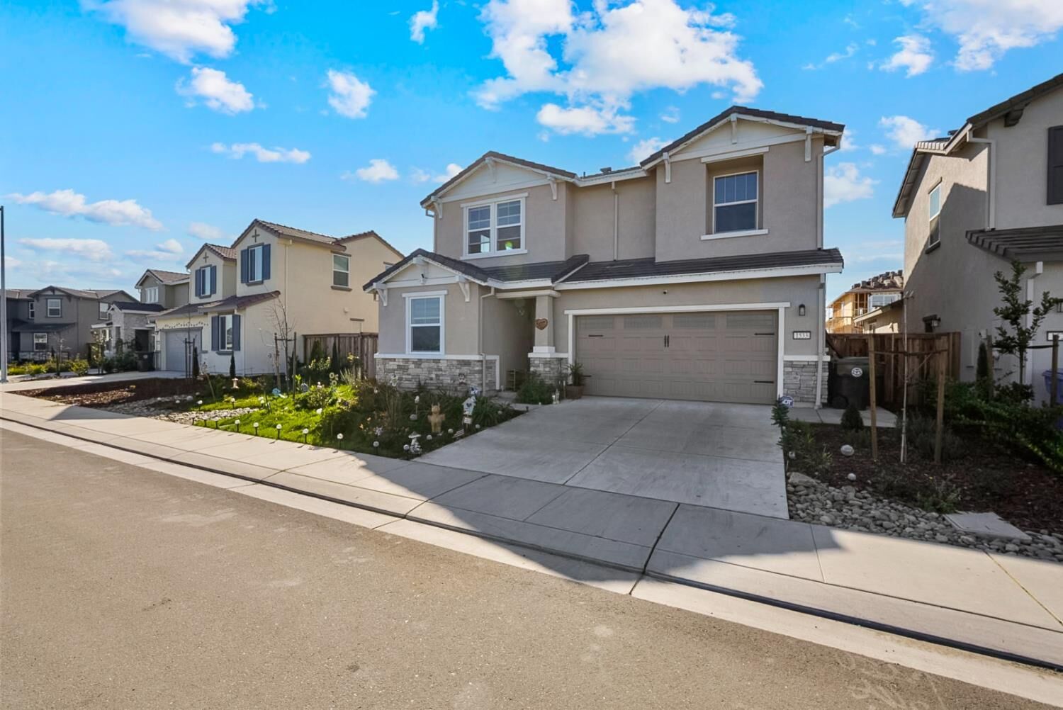 Property Photo: 1533 Finestra Drive CA 95337