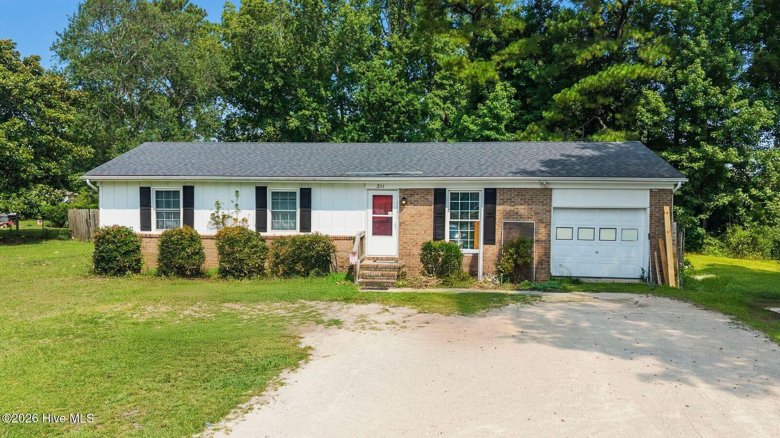 Property Photo:  211 N Nunn Street  NC 28532 