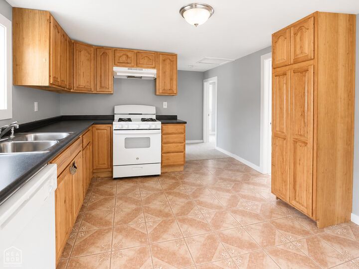 Property Photo: 108 W Forrest Street AR 72401