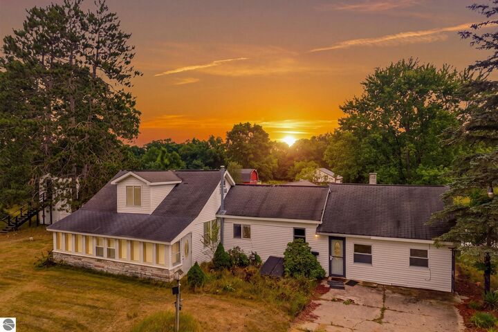 Property Photo: 14160 New Millpond Road MI 49307
