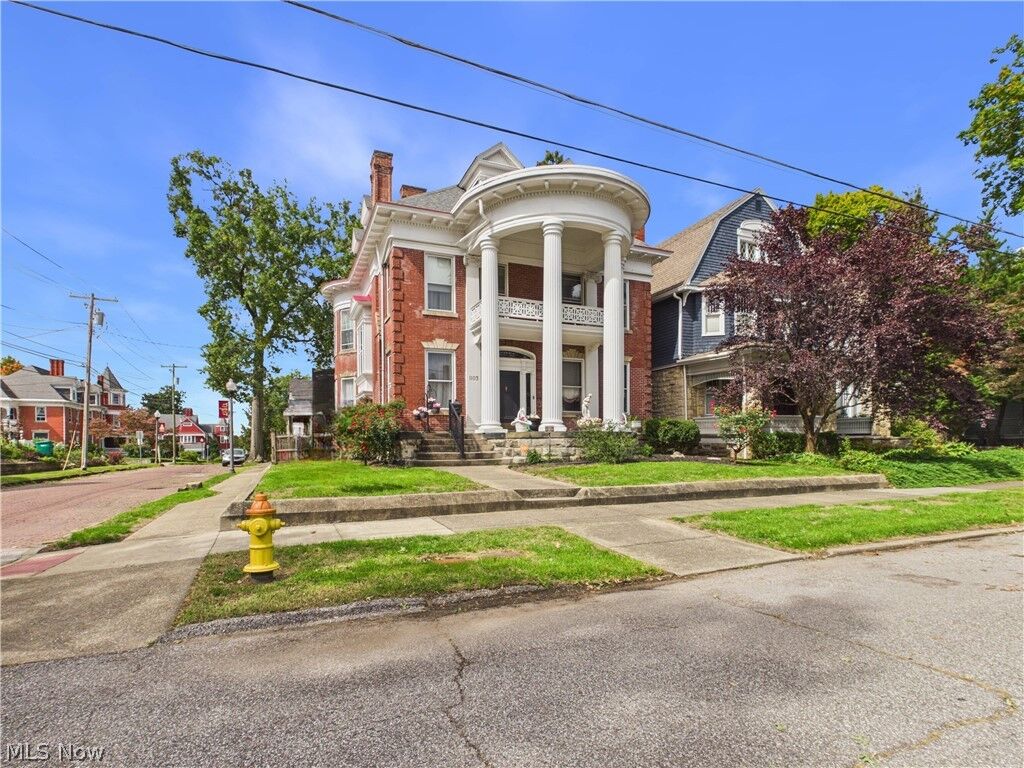 Property Photo:  1103 Juliana Street  WV 26101 