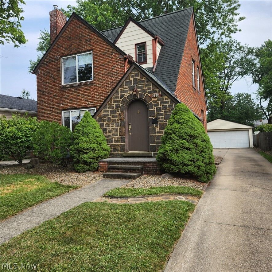 Property Photo:  6303 Morningside Drive  OH 44129 