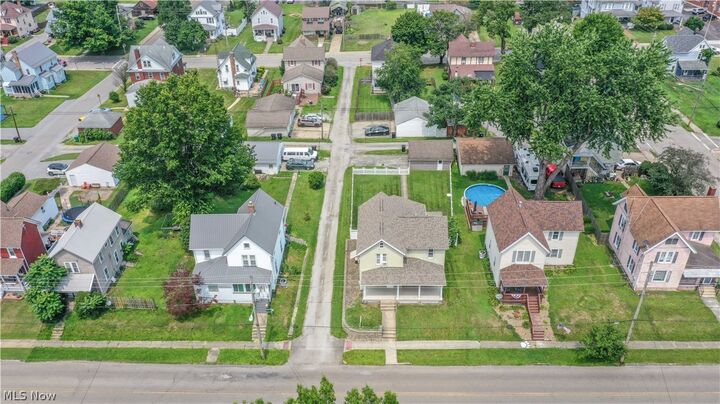 Property Photo:  266 W Martin Street  OH 44413 