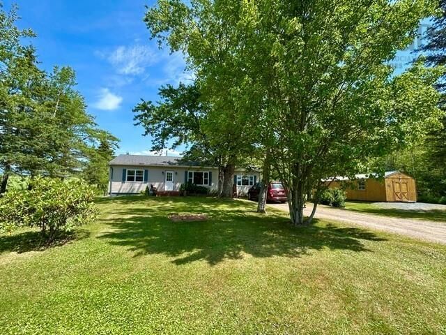 Property Photo: 197 Highway 2 NS B0N 1C0