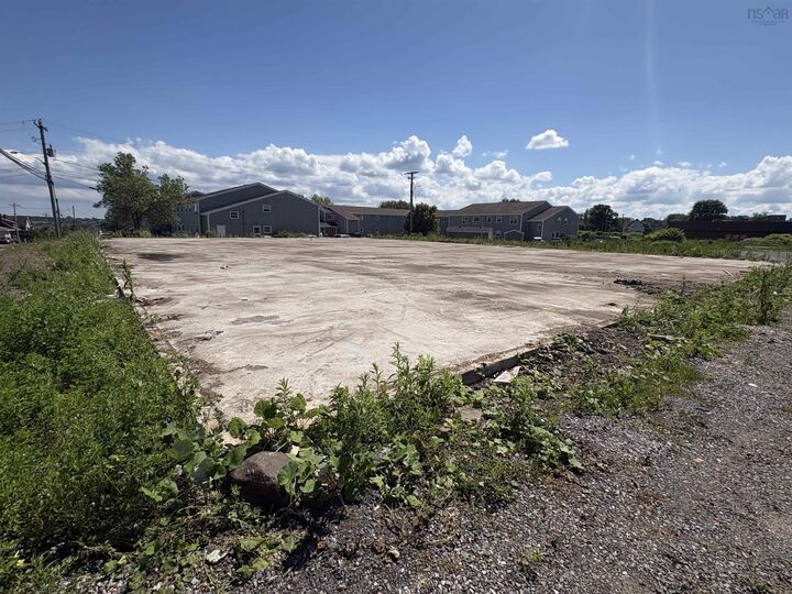 65 Minto Street — photo 1