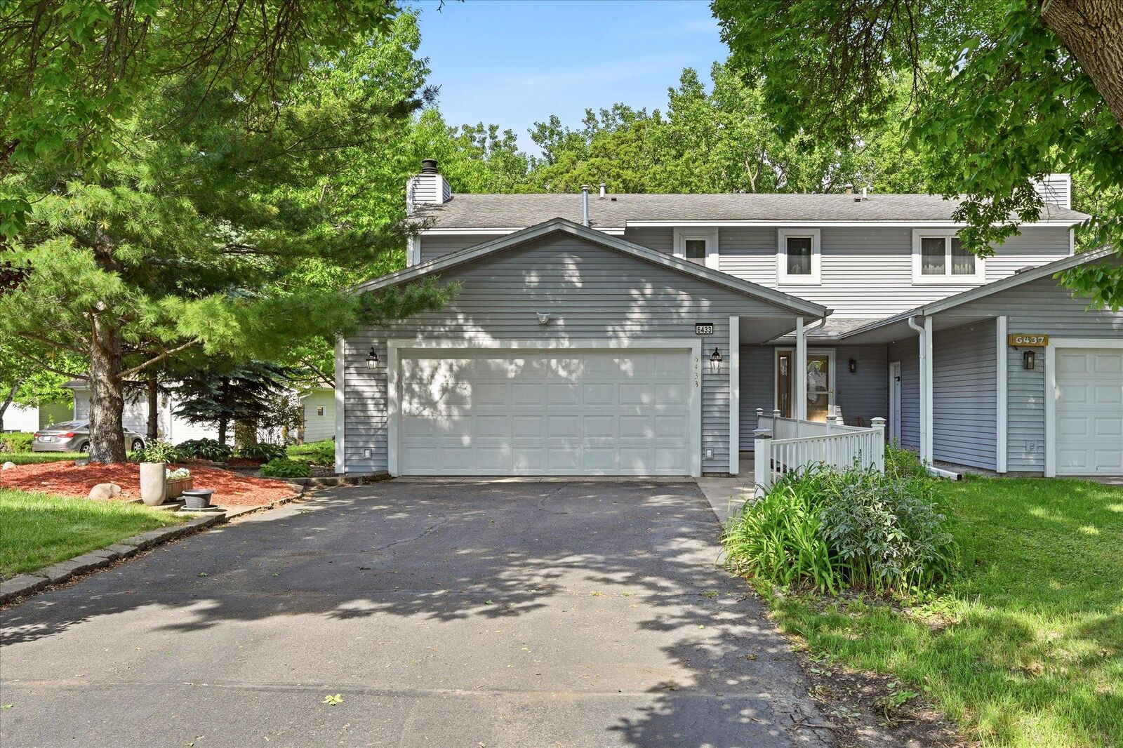 Property Photo:  6433 Cavell Avenue N  MN 55428 
