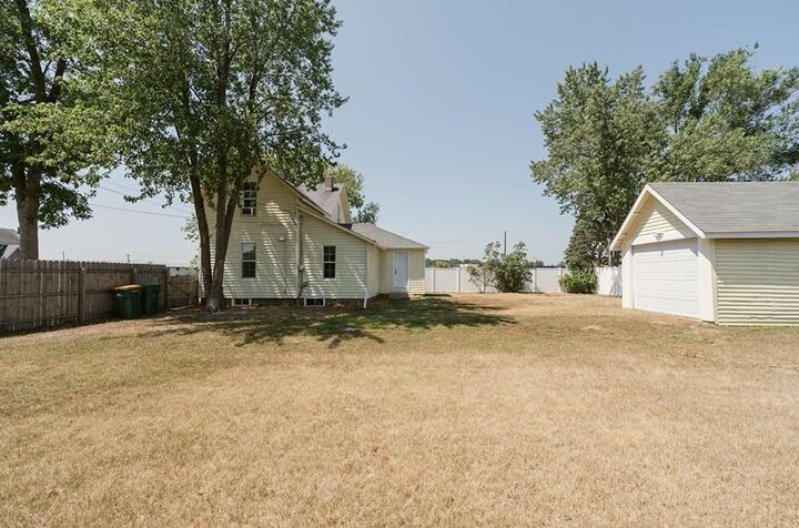 Property Photo:  204 1st Street S  MN 56373 