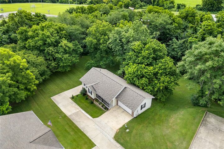 Property Photo:  808 Parkview Drive  AR 72601 