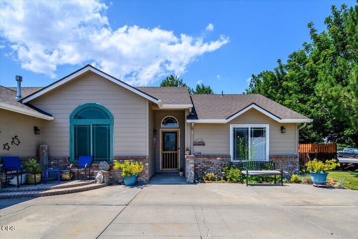 Property Photo: 3715 SW Gene Sarazan Drive OR 97756