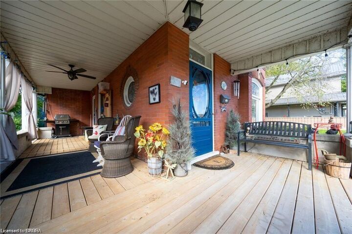 Property Photo: