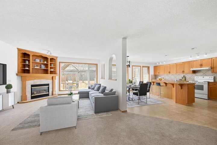 Property Photo: 41 Bow Ridge Drive AB T4C 1V5