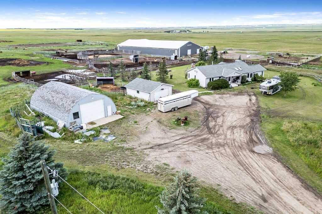 Property Photo: 211002 Range Road 260 AB T0J 0M0