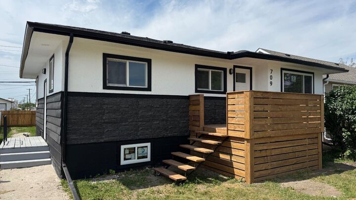 Property Photo: 709 Centre Street AB T0J 1P0