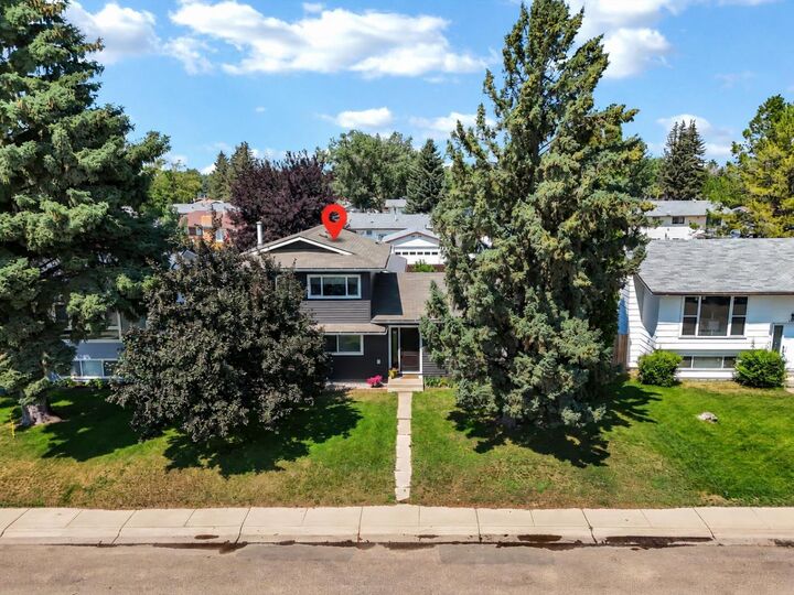 Property Photo: 101 Ingram Park Drive E AB T1R 0K3