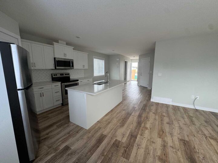 Property Photo: 11408 96 Street AB T8X 0W7