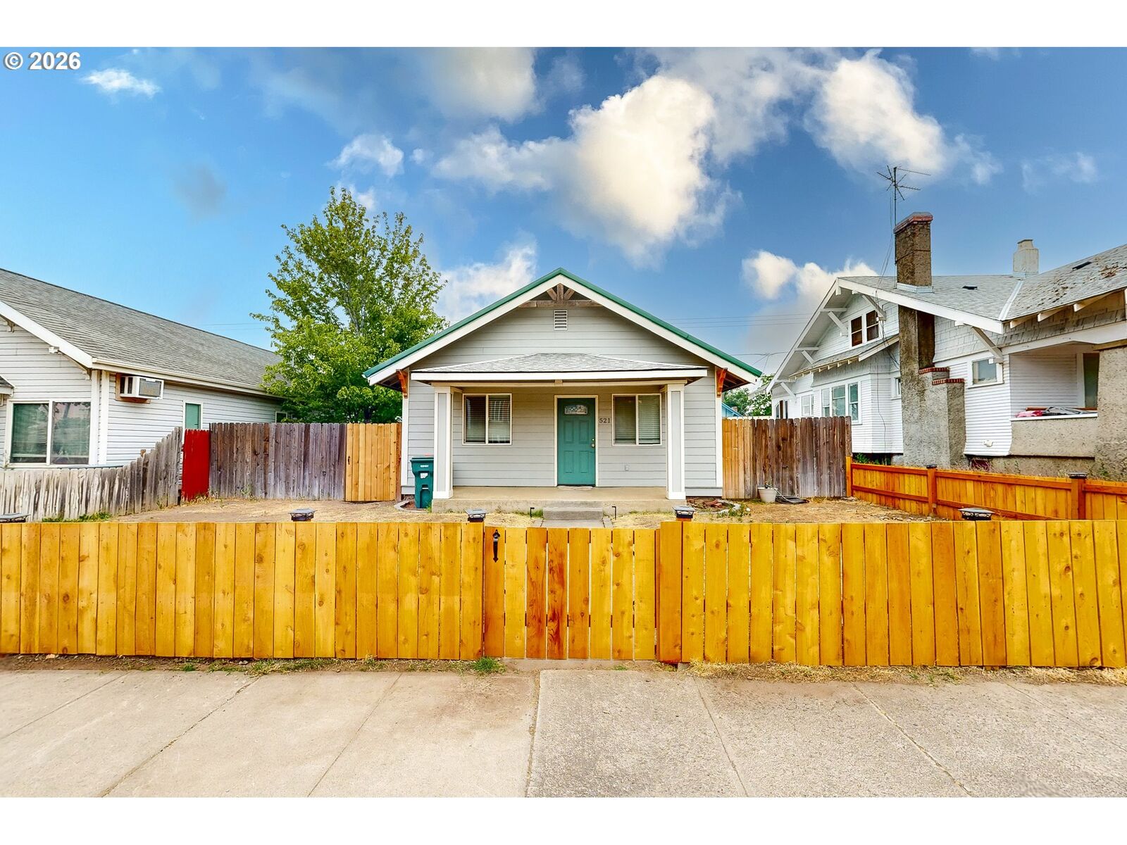 Property Photo:  521 S Main St  OR 97862 