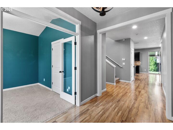Property Photo: 203 N 40th Ave WA 98642