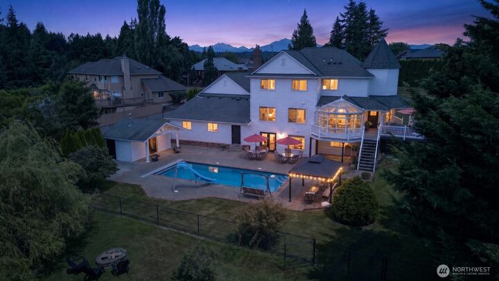 Property Photo:  5822  Northridge Drive  WA 98290 