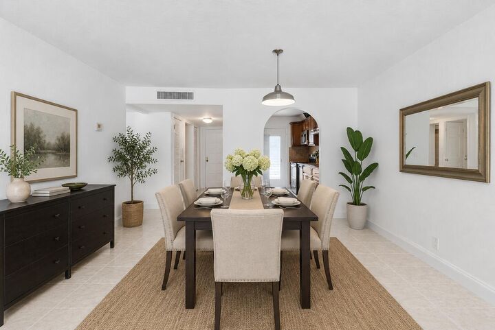 Property Photo: 6260 S Falls Circle Drive 110 FL 33319