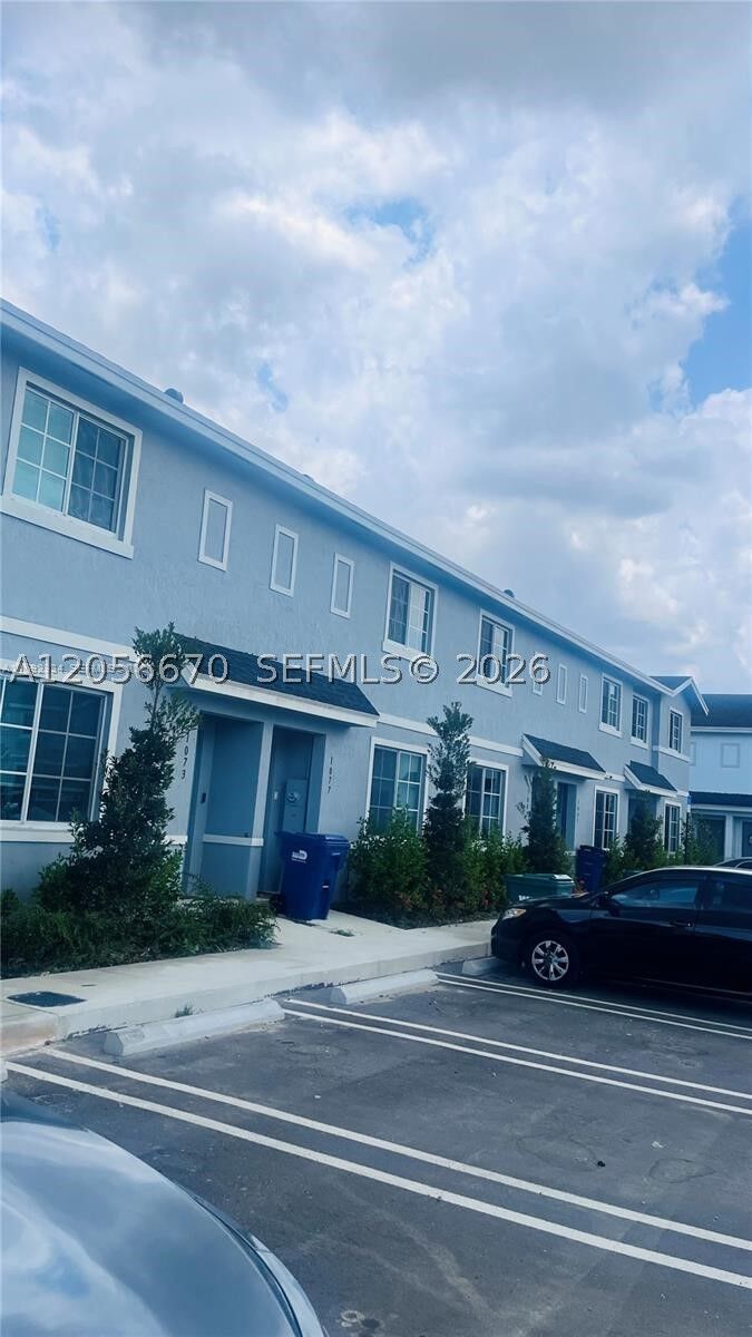 Property Photo:  1065 NW 4 Ter 1065  FL 33034 