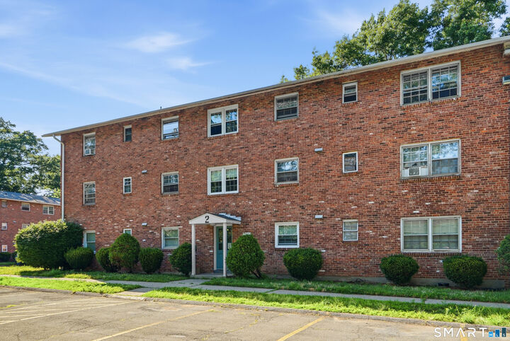 Property Photo:  5 Treat Street 2D  CT 06516 