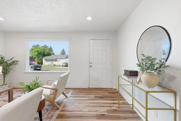 Property Photo: 6012 N Greenwood Blvd WA 99205
