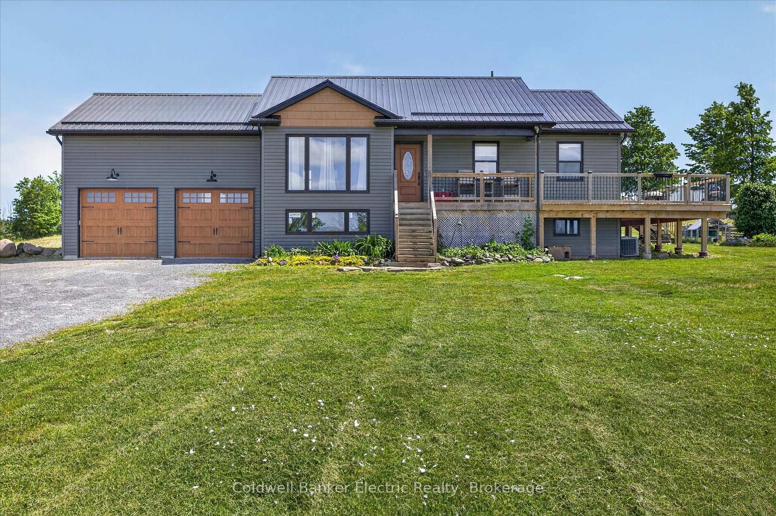 Property Photo:  487 11th Concession W  ON K0L 1Y0 