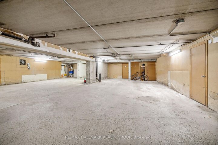Property Photo: 19 Montcalm Street 2 ON K1S 0A2