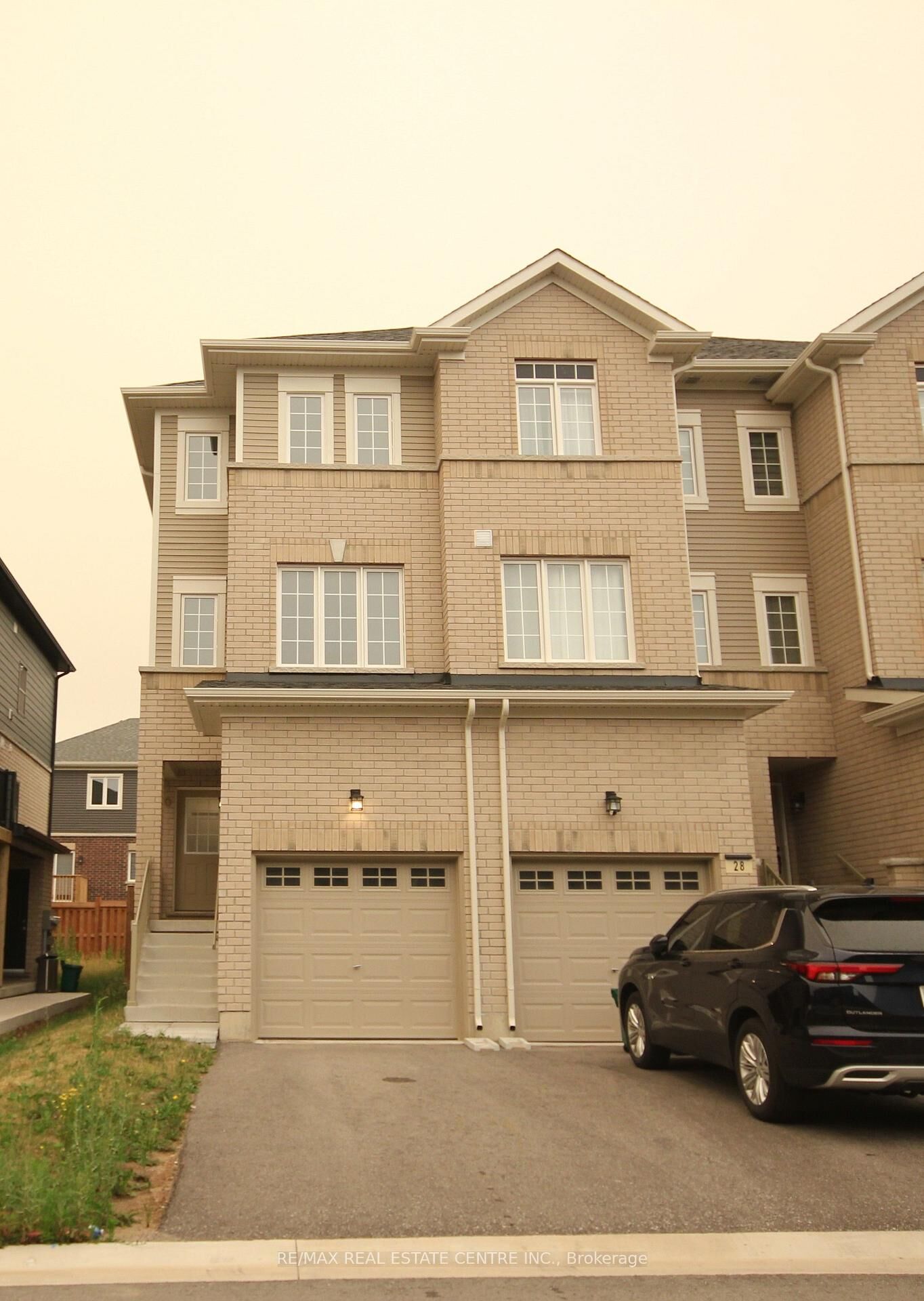 Property Photo: 30 Wagon Lane ON L9J 0V1