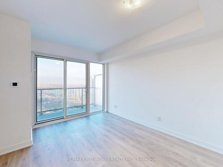 Property Photo: 2033 Kennedy Road 3303 ON M1T 0B9