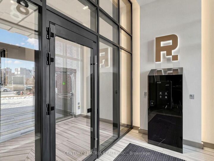Property Photo: 18 Water Walk Drive 2901 ON L3R 6L5