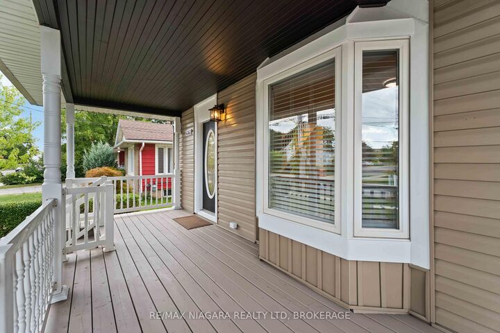 Property Photo: 4367 Ontario Street ON L0R 1B0