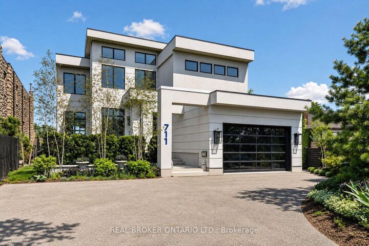 711 Beach Boulevard — photo 1