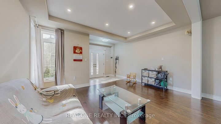 Property Photo: 1815 Fairport Road 6 ON L1V 1T2
