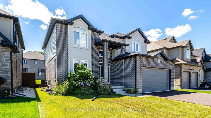 Property Photo: 382 Masters Drive ON N4T 0H9
