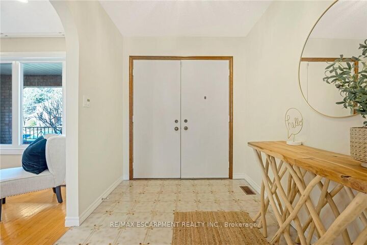 Property Photo: 36 Skylark Drive ON L9A 4Y2